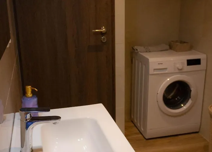 Golden B Апартаменты *